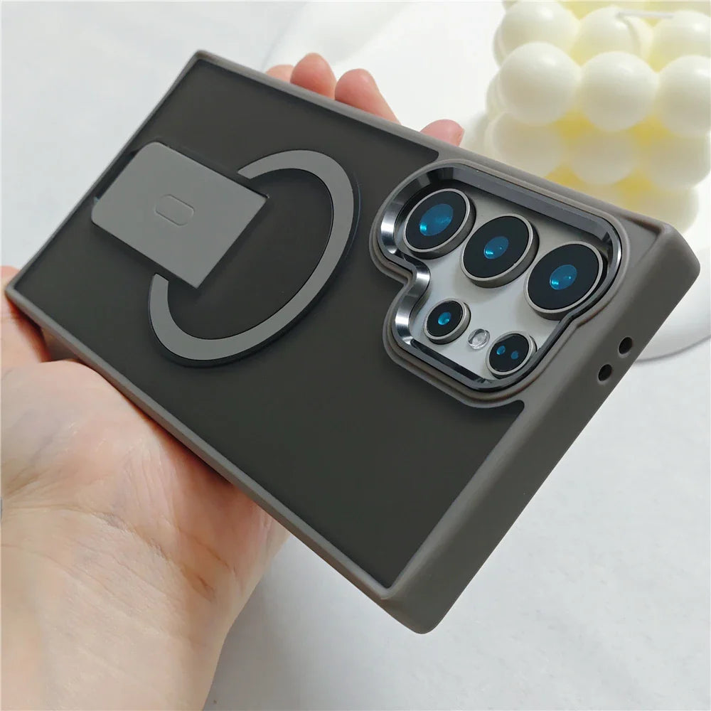 Magnetische Rüstungshülle mit Standfuß für die Galaxy S25-Serie